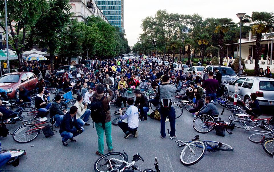 Erjon Veliaj dhe revolucioni i biçikletave