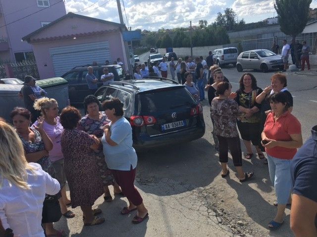 Shijak: A mund të ndërtohen incineratorët pranë banesave të fundit?!