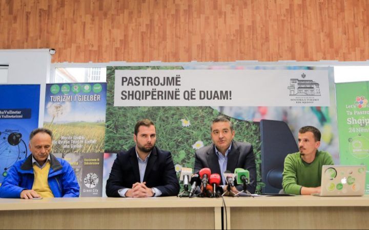 “Pastrojmë Shqipërinë që duam”, Klosi: 6 muaj aksion, nga përdorimi i qeseve deri te pikat e skrapit e guroret