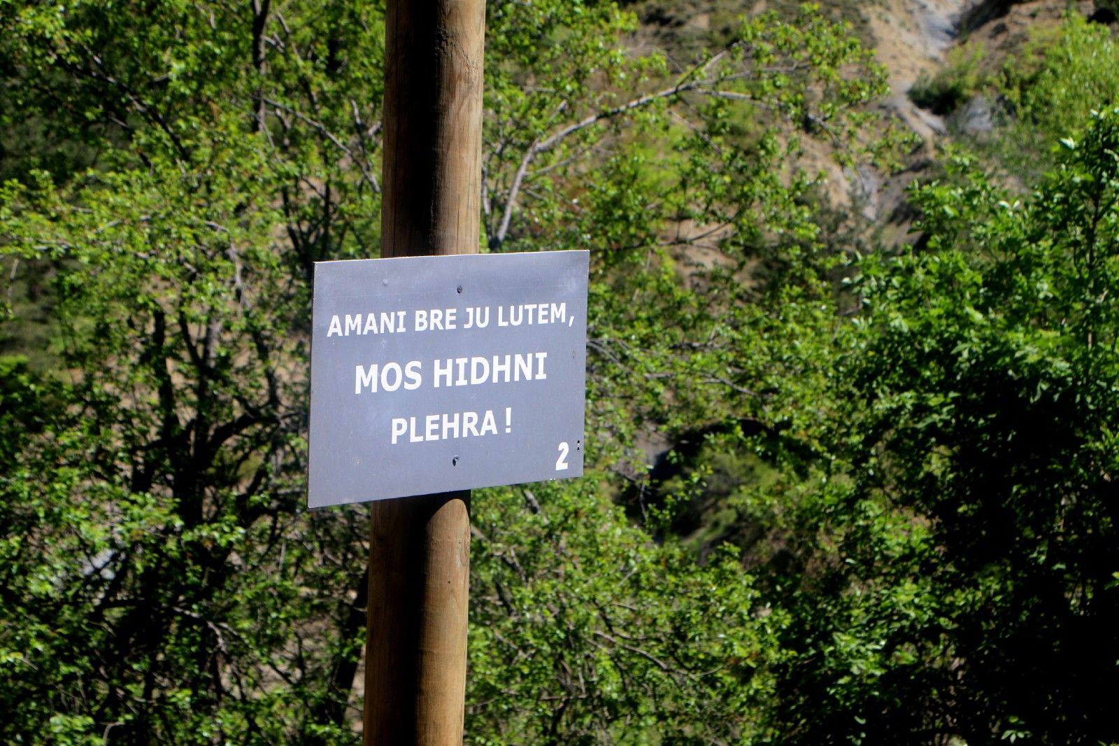 Kur komuniteti kujdeset per Mjedisn