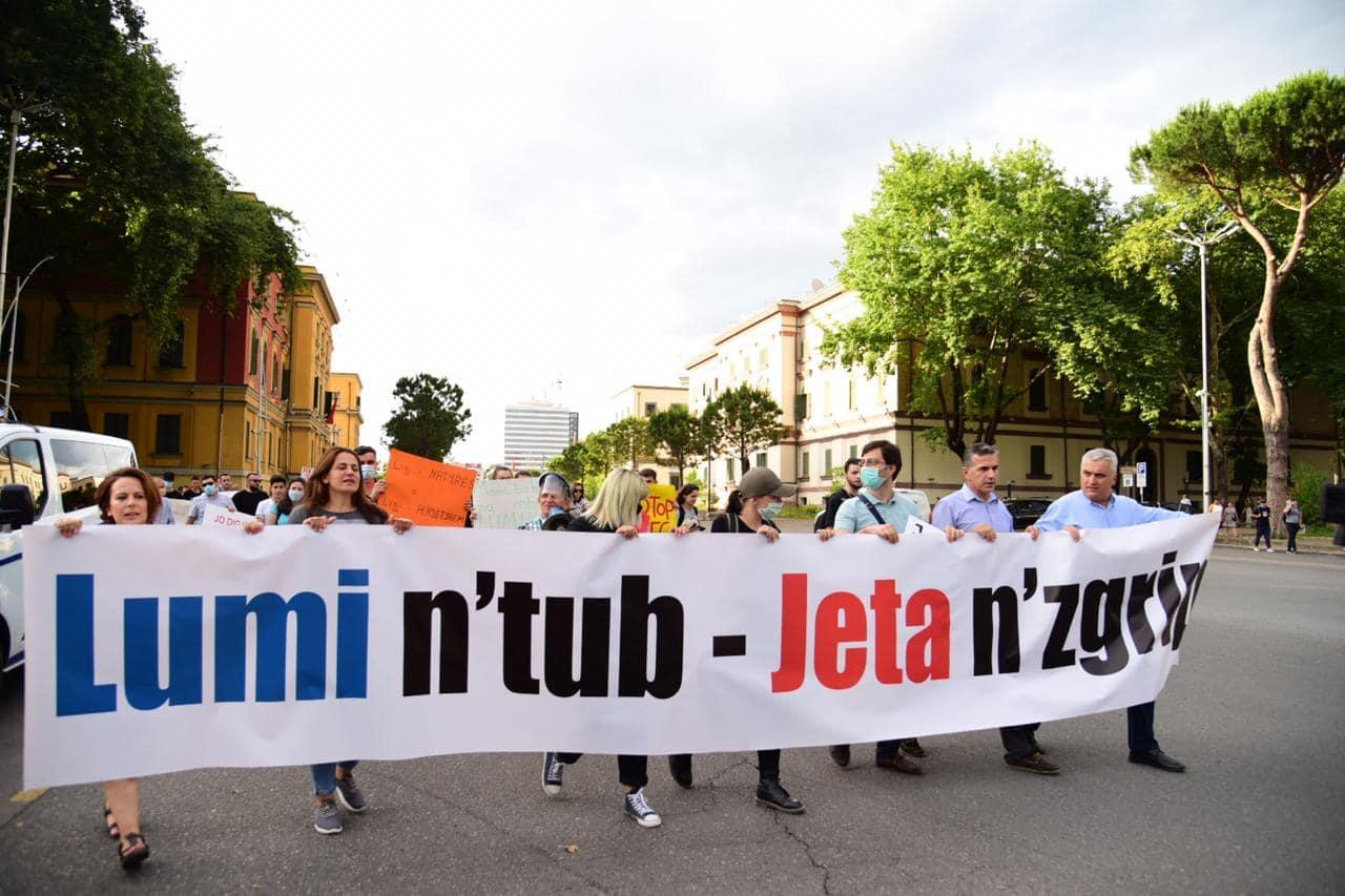 Kredia për HEC Skavicën rrezikon të thithet nga 700 HECet “Shushunja”