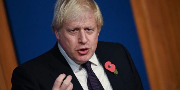 “Ky është një hap i mirë”, kryeministri Johnson përshëndet marrëveshjen historike të klimës: Bota në drejtimin e duhur