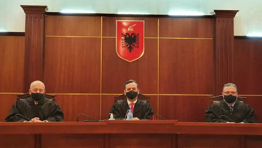 Gjykata e Lartë zmbraps bishat që hanë pyje e perpijnë lumenj.