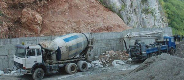 Hidrocentrali në Velcan dëmton rrugën Egnatia, procedim administratorit të kompanisë