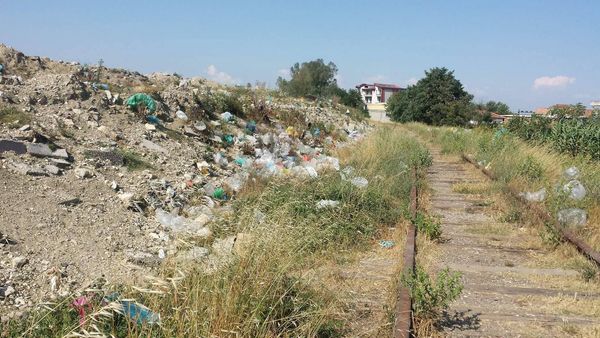 "Mali i mbetjeve", qytetarët e Fierit kërkojnë zgjidhje urgjente!