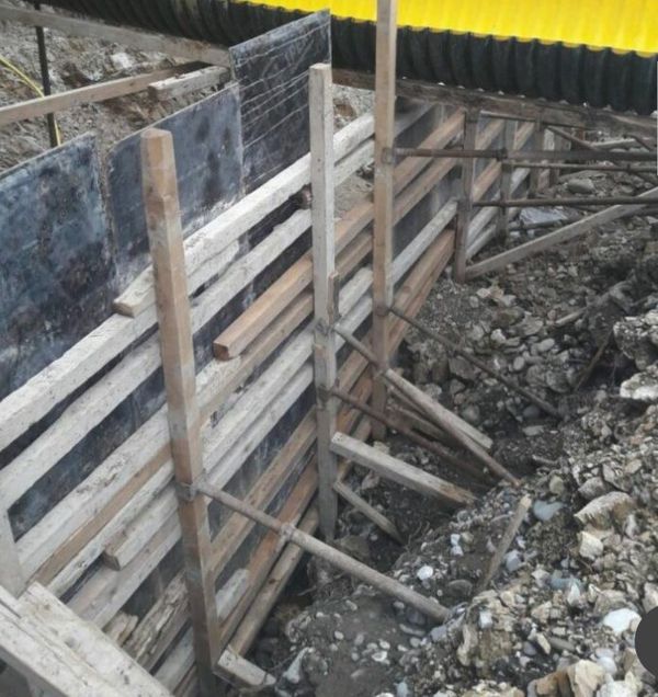 Ministri Klosi dënon masakrën në Këlcyrë: Nuk ka tolerim, është dinosaur mjedisor