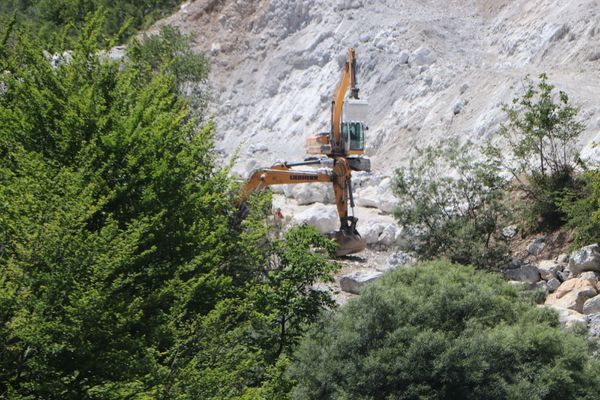 Berisha shkatërroi Valbonën. Pse nuk flasin deputetët e PD?