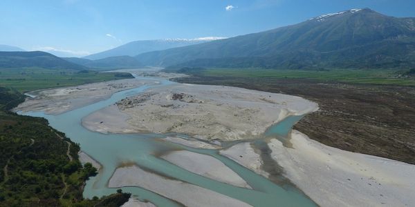 Ikën Kalivaçi, Vjosa Park Kombëtar - Gëzohuni